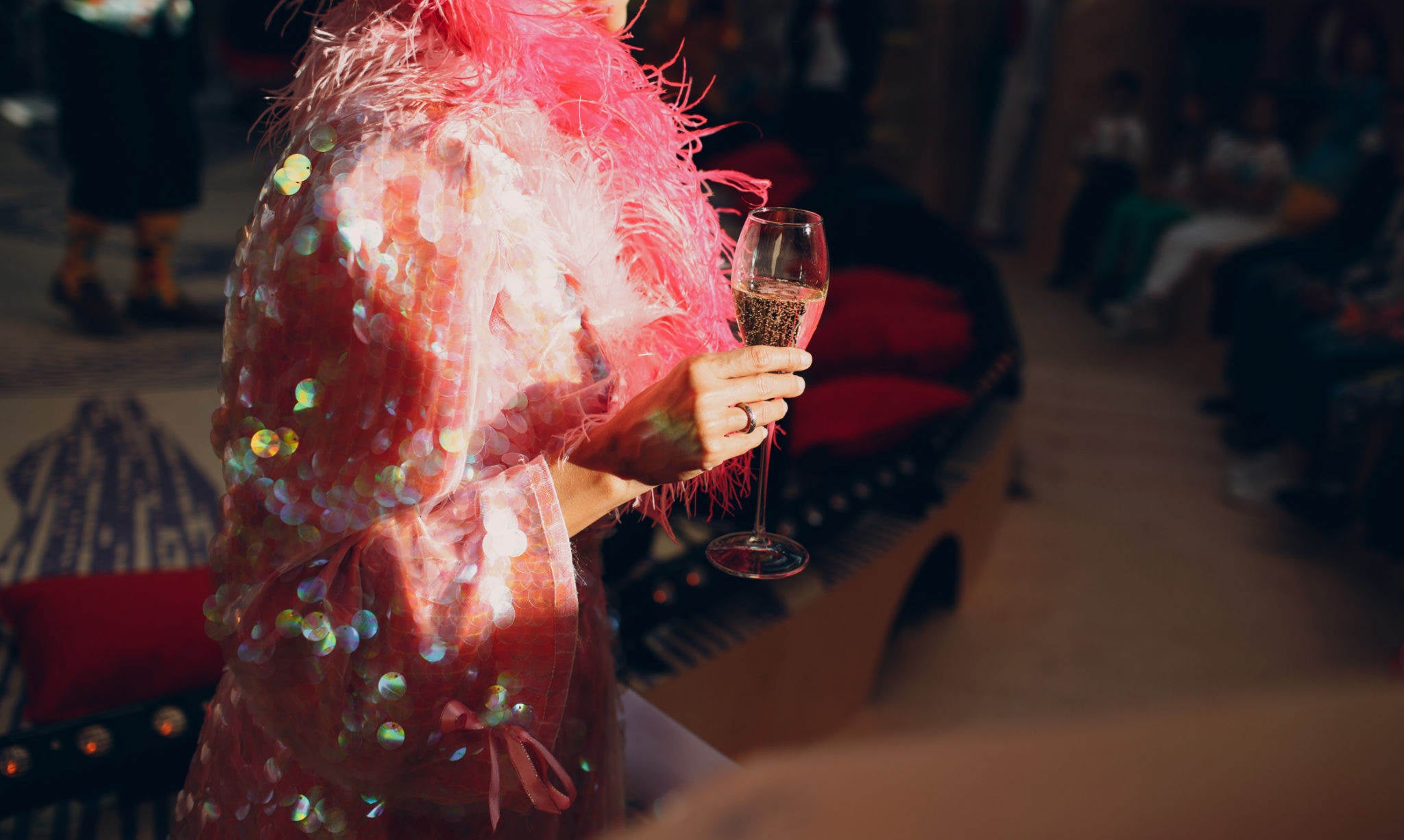 10 Best and Chic Prom Dresses for a Night in Paris Theme