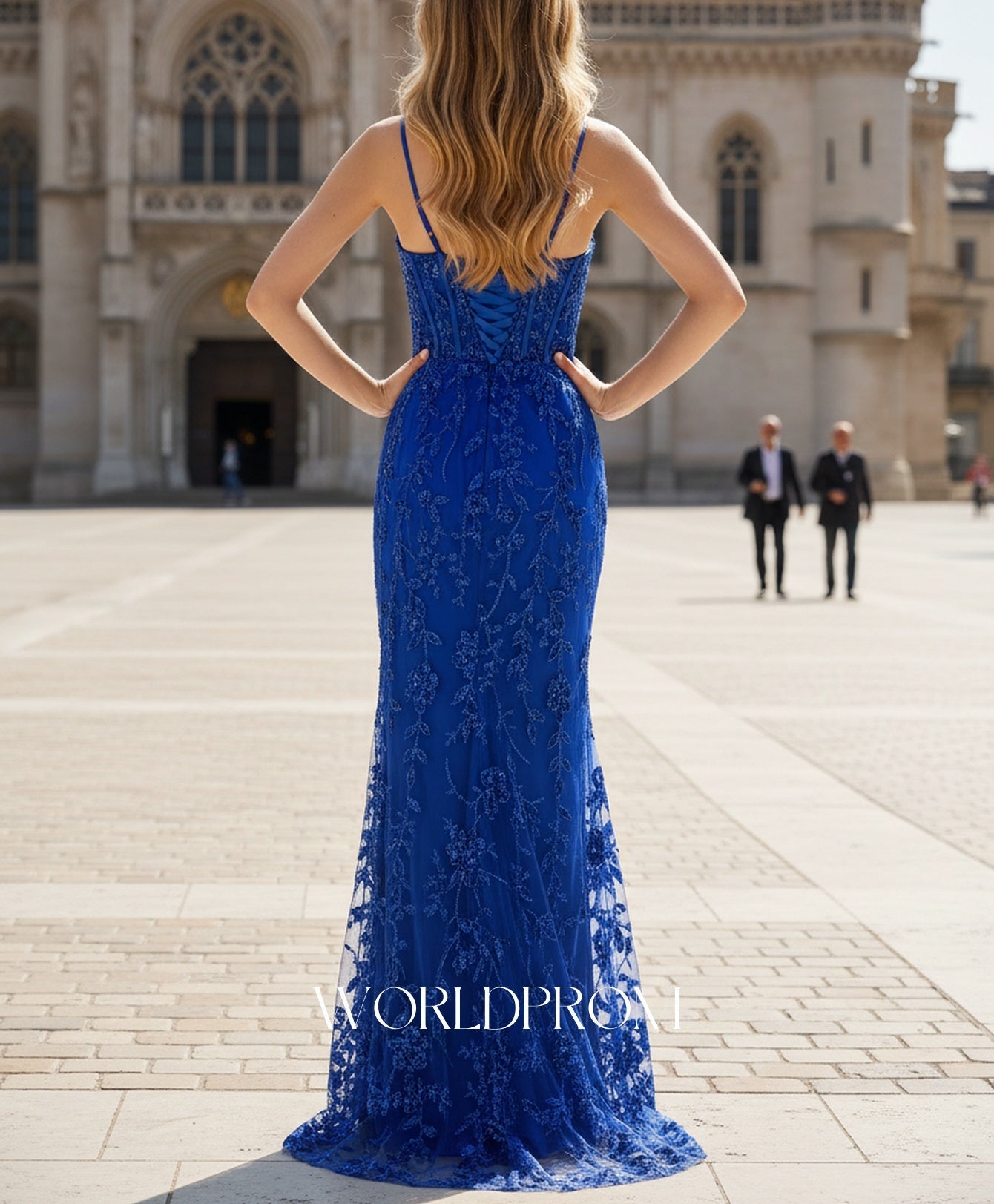 Sparkly Beading Spaghetti Shoulder Straps Bodice Mermaid Long Prom Dress With Slit - Royal Blue