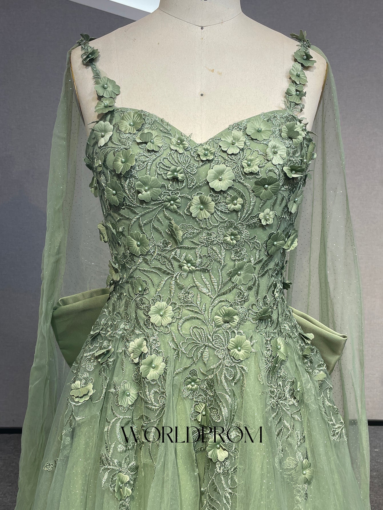 3D Flowers Big Bow Back Lace A-Line Backless Long Prom Dress With Shawl - Mint Green