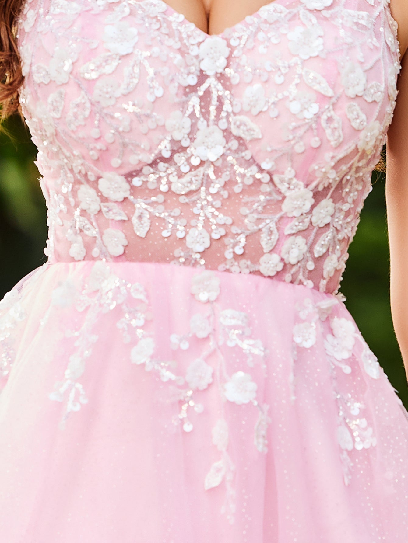 3D Floral Embroidery Illusion Bandage Ruffle Prom Dress - Pink