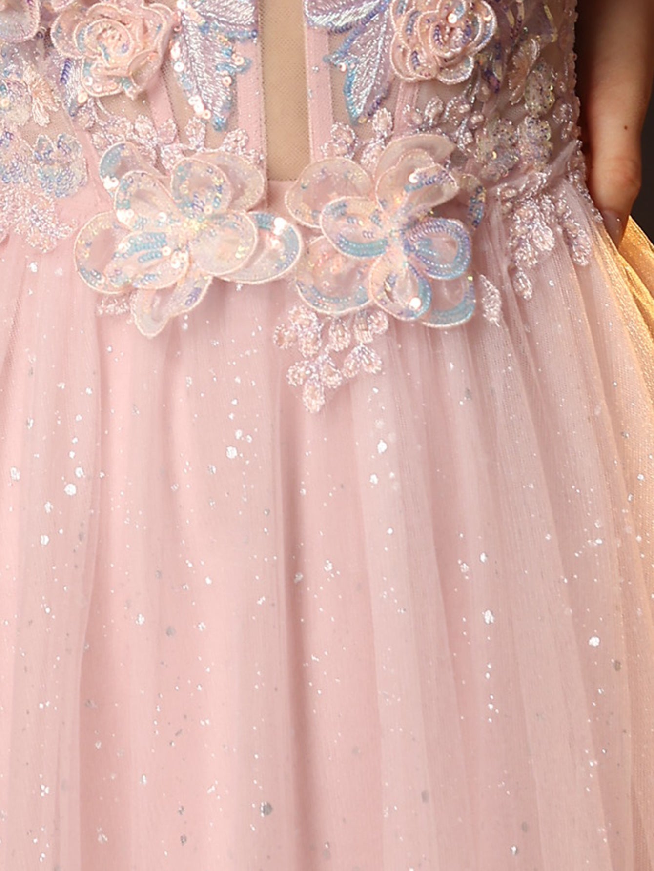 3D Rose Embroidery Sparkly Lace Plunging Ball Gown Prom Dress - Light Pink