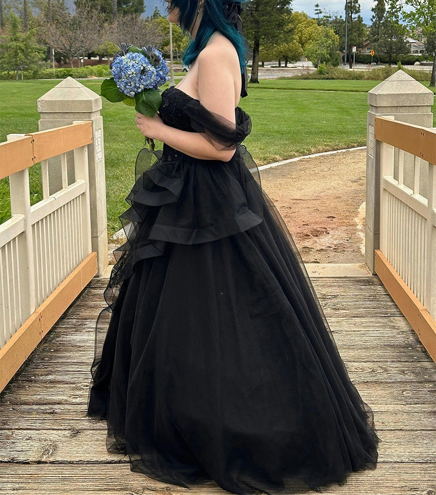 A Line Off-the-Shoulder Appliques Lace Tulle Long Corset Prom Dress