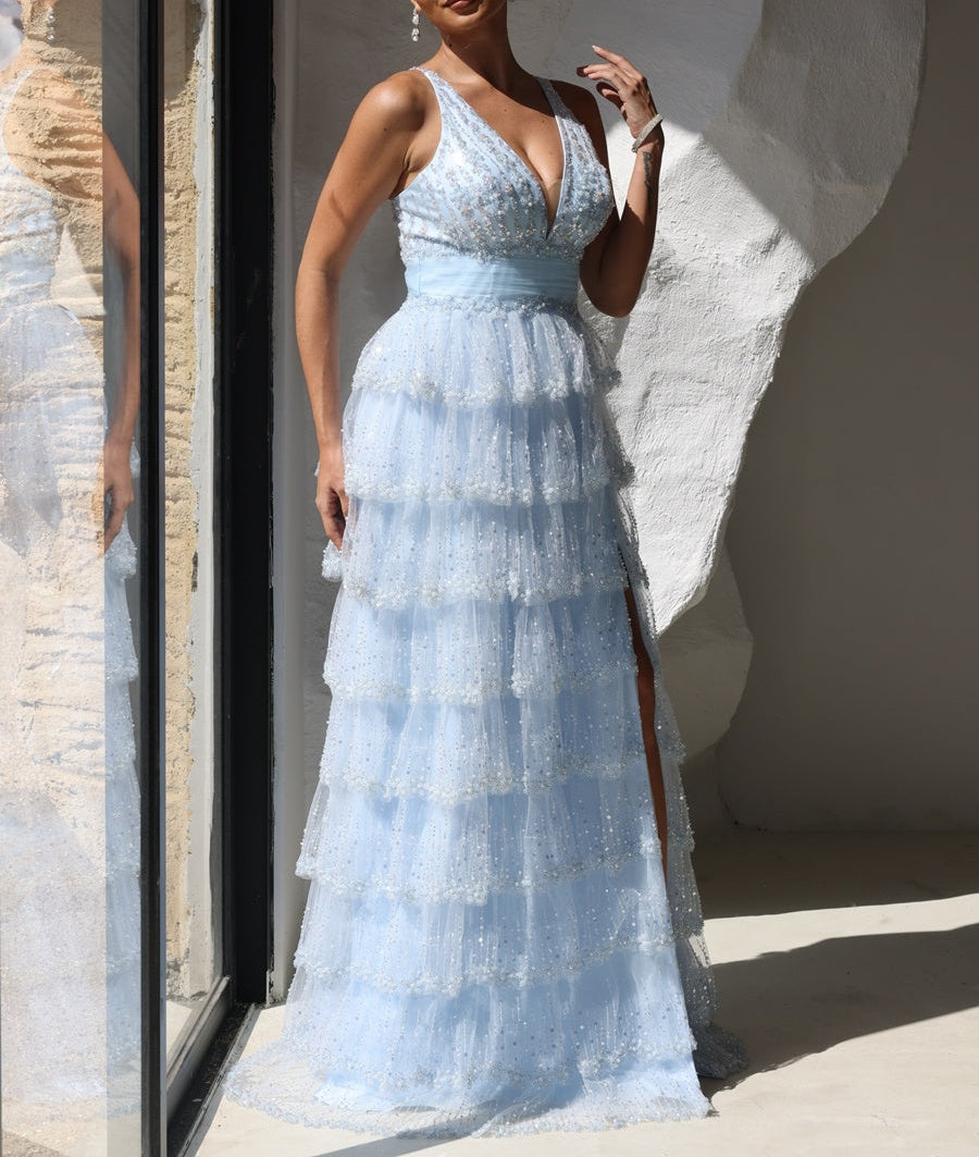A-Line/Princess V-Neck Tiered Tulle Floor-Length Prom Dresses with Beading