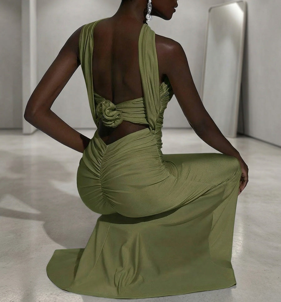 Mermaid/Trumpet Strapless Satin Ruched Floor-Length Prom Dresses with Scarf