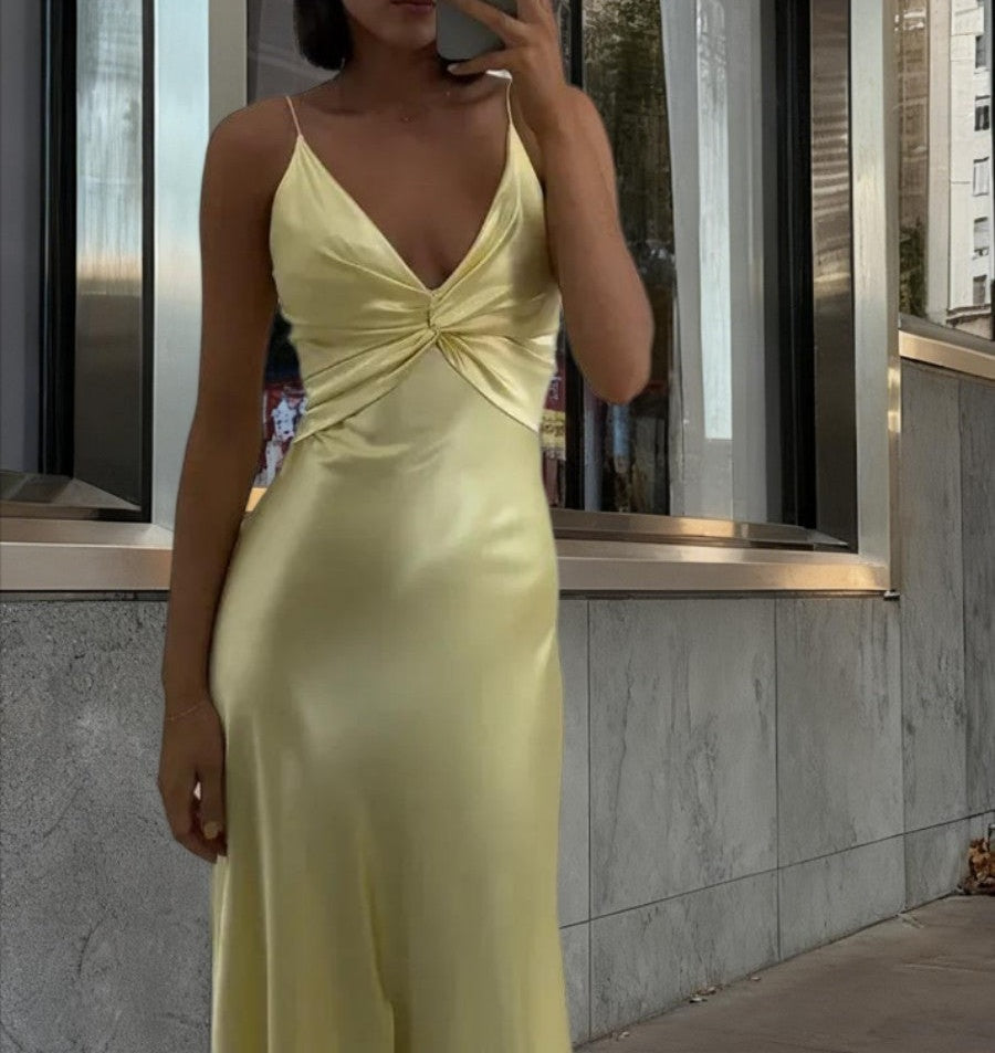 Mermaid/Trumpet Spaghetti Strap V Neck Floor-Length Prom Dresses with Satin