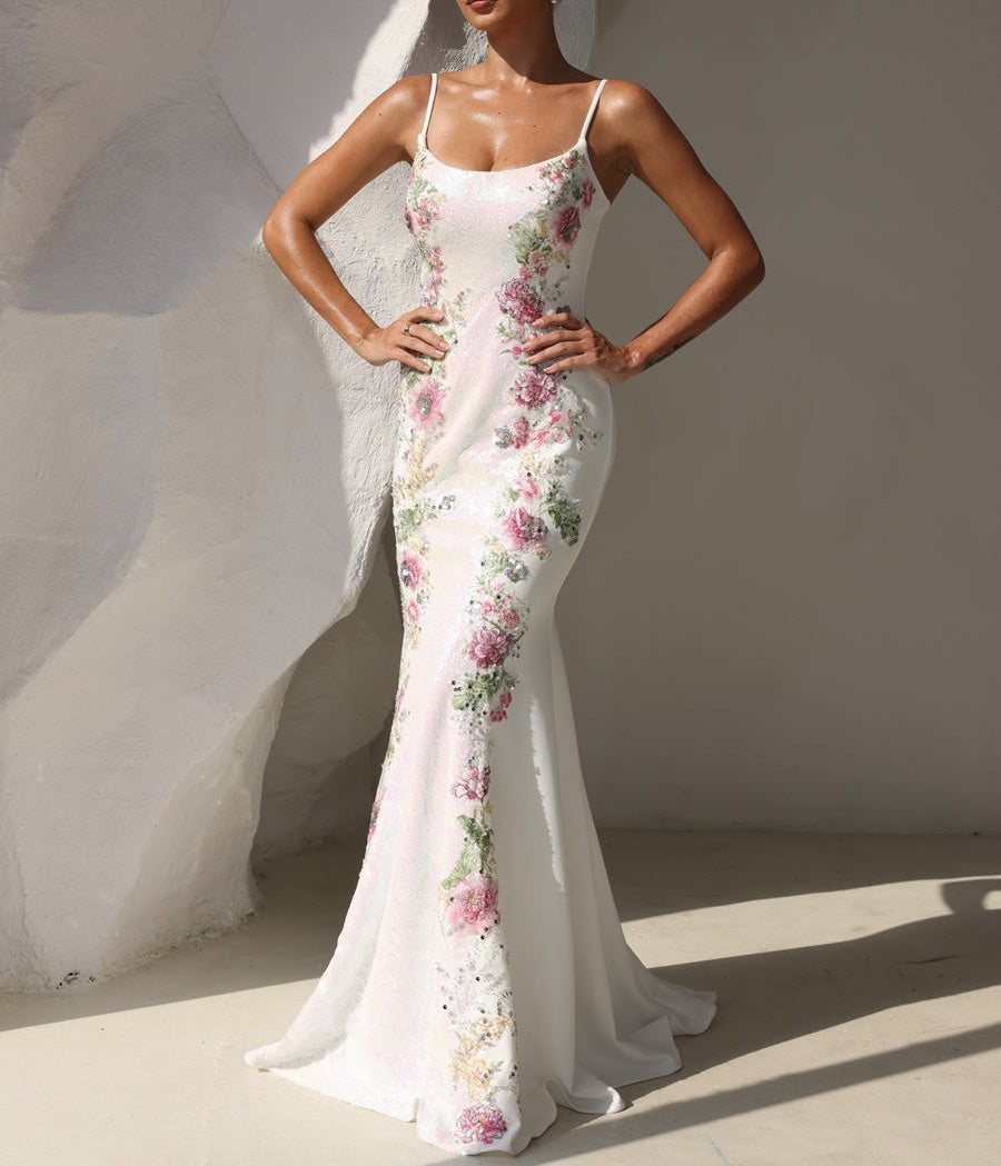 Mermaid/Trumpet Spaghetti Strap Pleated Floor-Length Prom Dresses with Floral Applique