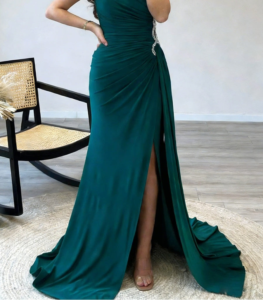 Sheath/Column One Shoulder Beading Pleated Satin Prom Dresses with Split