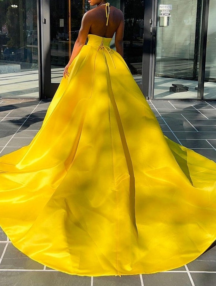 Sleeveless Ball Gown Spaghetti Backless Beading Prom Dress