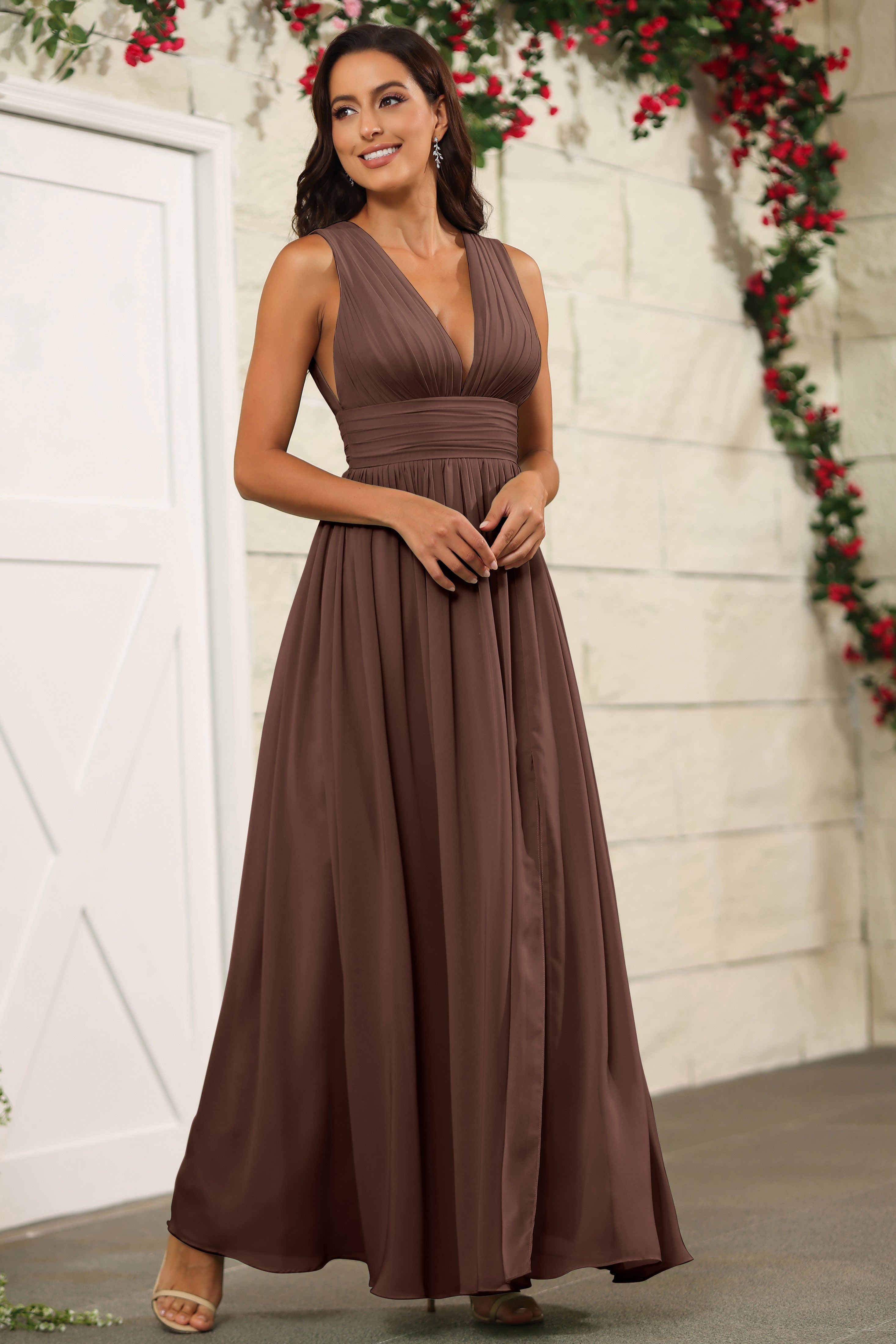 Chocolate Sleeveless Floor Length V-Neck Bridesmaid Dresses Chocolate Sleeveless Floor Length V-Neck Bridesmaid Dresses