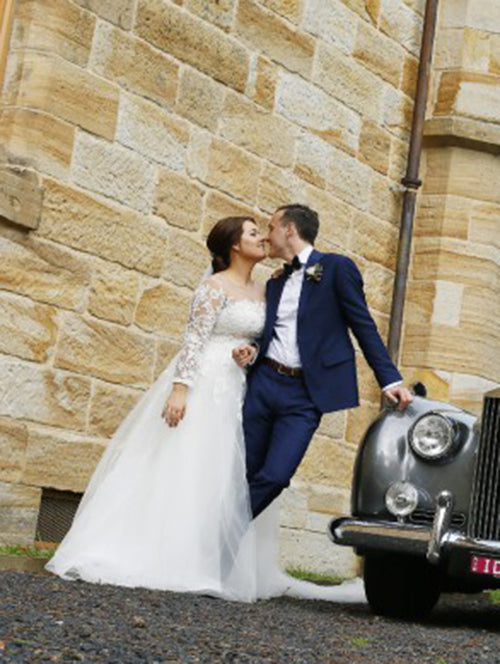 Modest Delicate Long Sleeves A Line Ivory Lace Tulle Plus Size Wedding Dresses For Bride