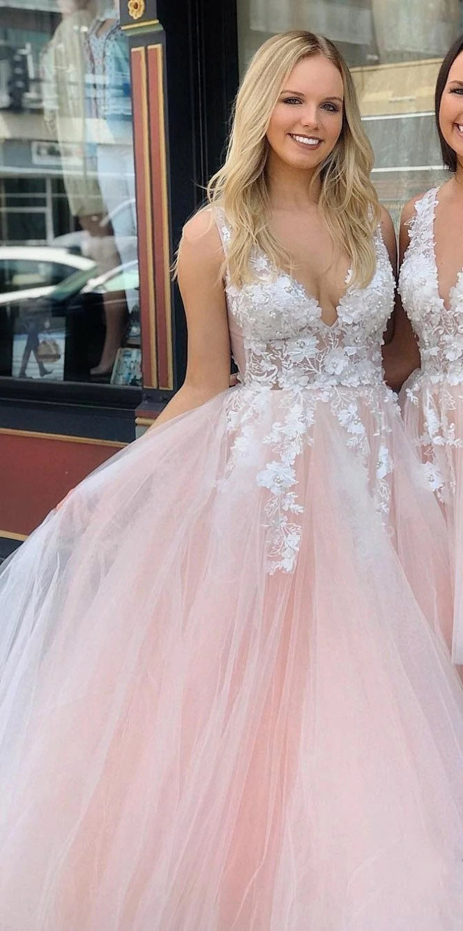 Elegant Deep V Neck Ball Gown Sleeveless Prom Dresses with Appliques
