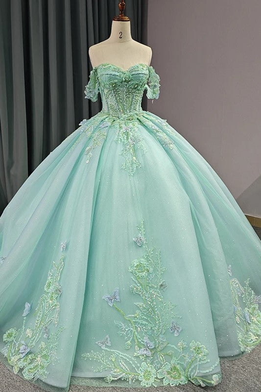 Exquisite Princess Ball Gown Cap sleeve Quinceanera Dresses with 3D Appliques