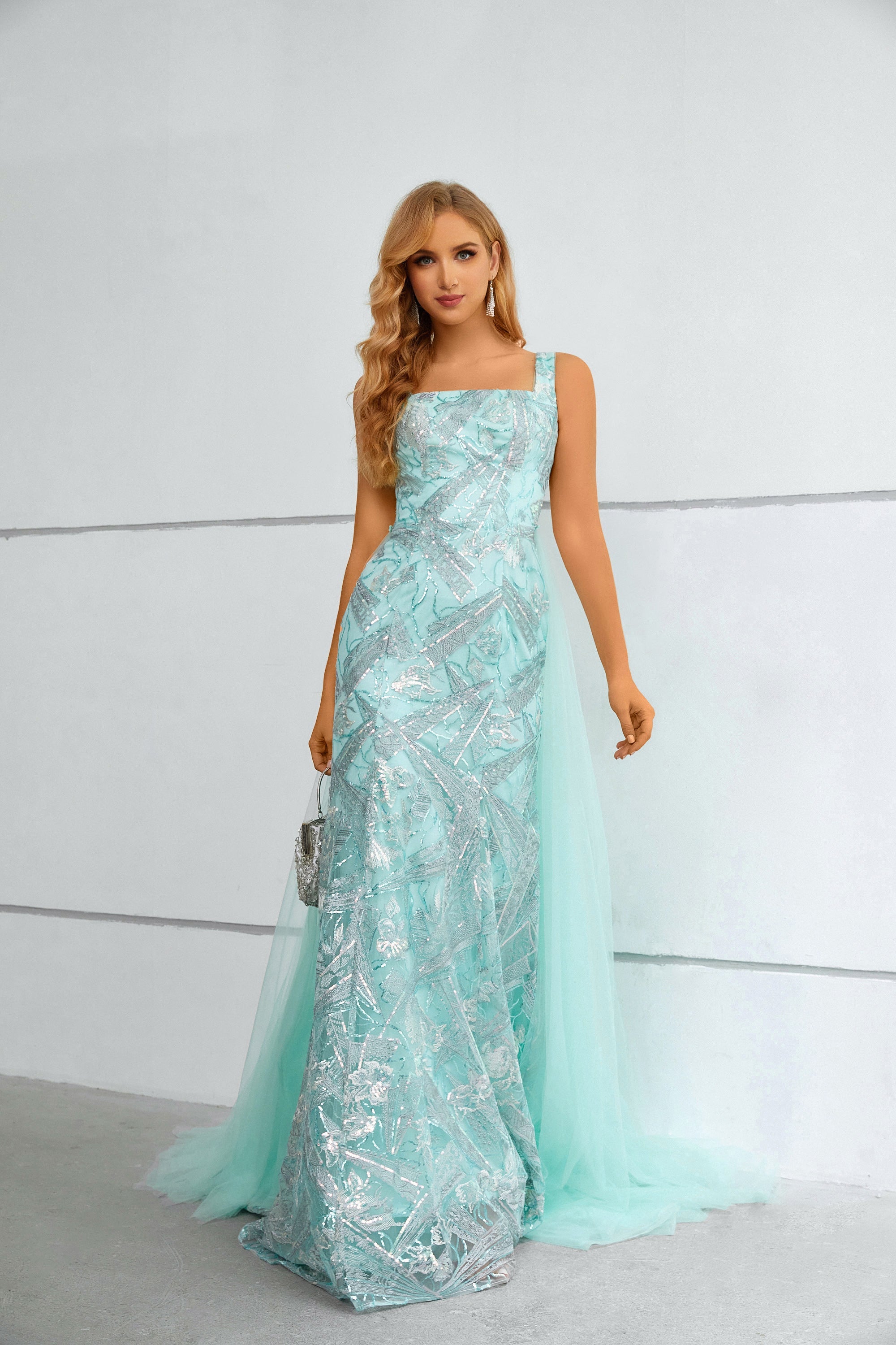 Unique Green Sleeveless Lace A Line Detachable Train Prom Dresses Unique Green Sleeveless Lace A Line Detachable Train Prom Dresses