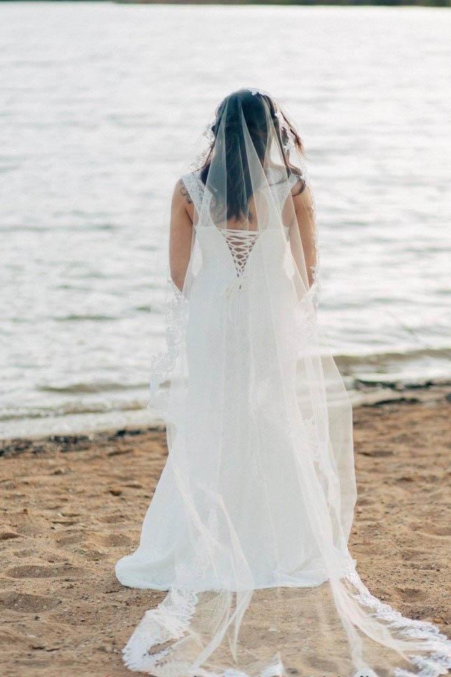 Charming 3Meters Long Tulle With Applique Wedding Veils V09 - Ombreprom