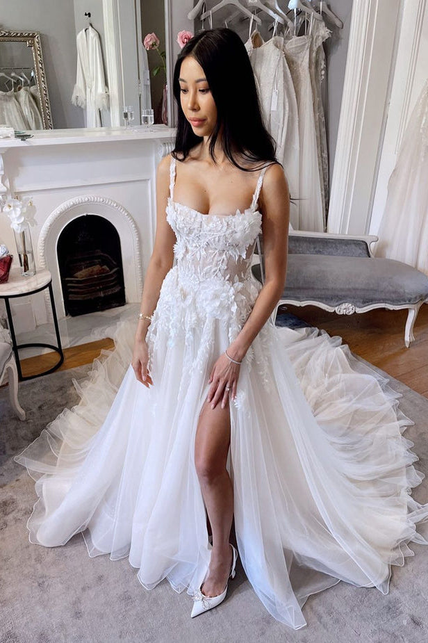 Fairy A Line Scoop Neck Tulle Long Wedding Dresses with Lace