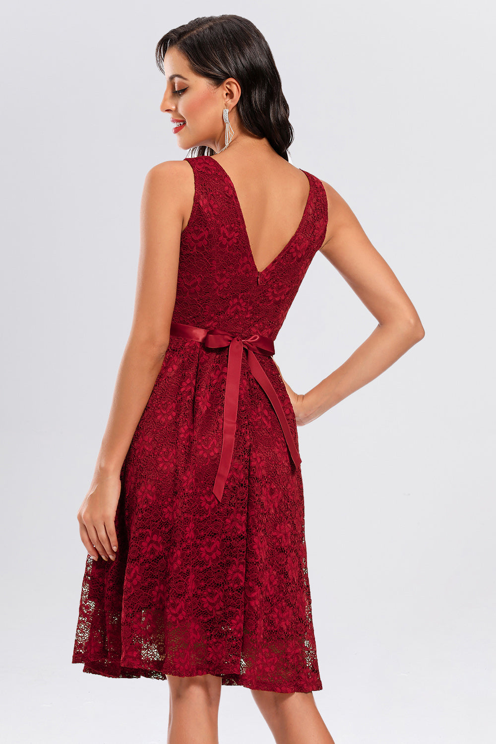 Sleeveless Bateau Lace Vintage Dresses