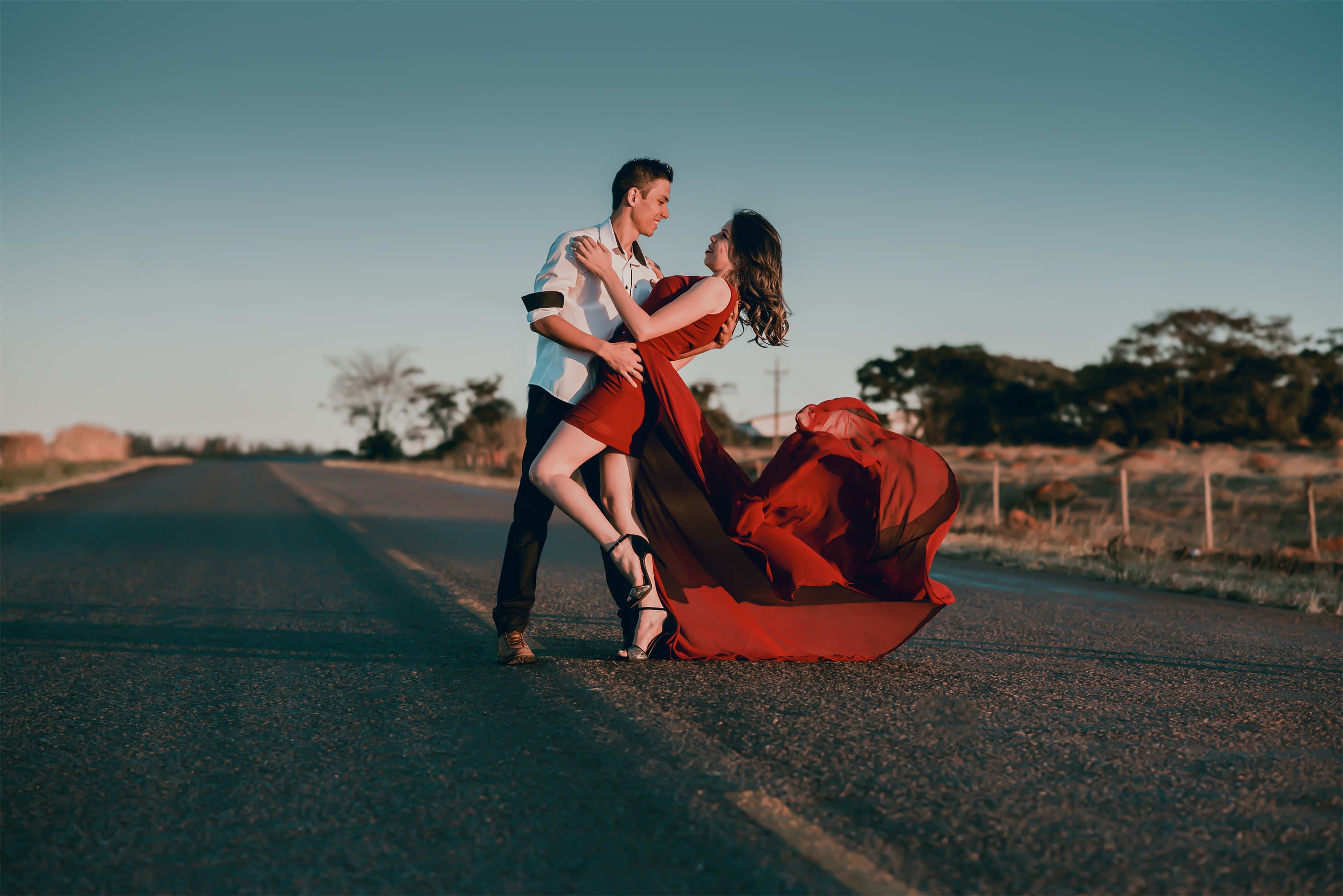 6 Top Reasons for Owning and Rocking a Burgundy Prom Dress