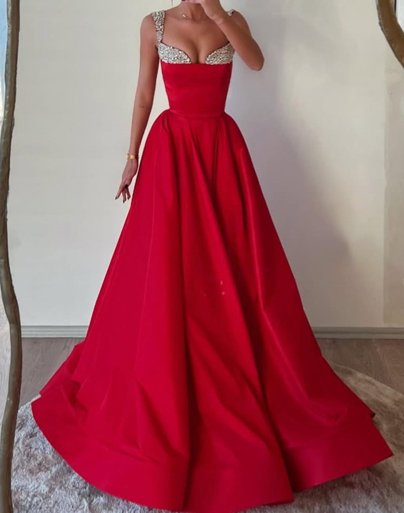 Luxury Crystal Ball Gown Long Prom Dress - Red