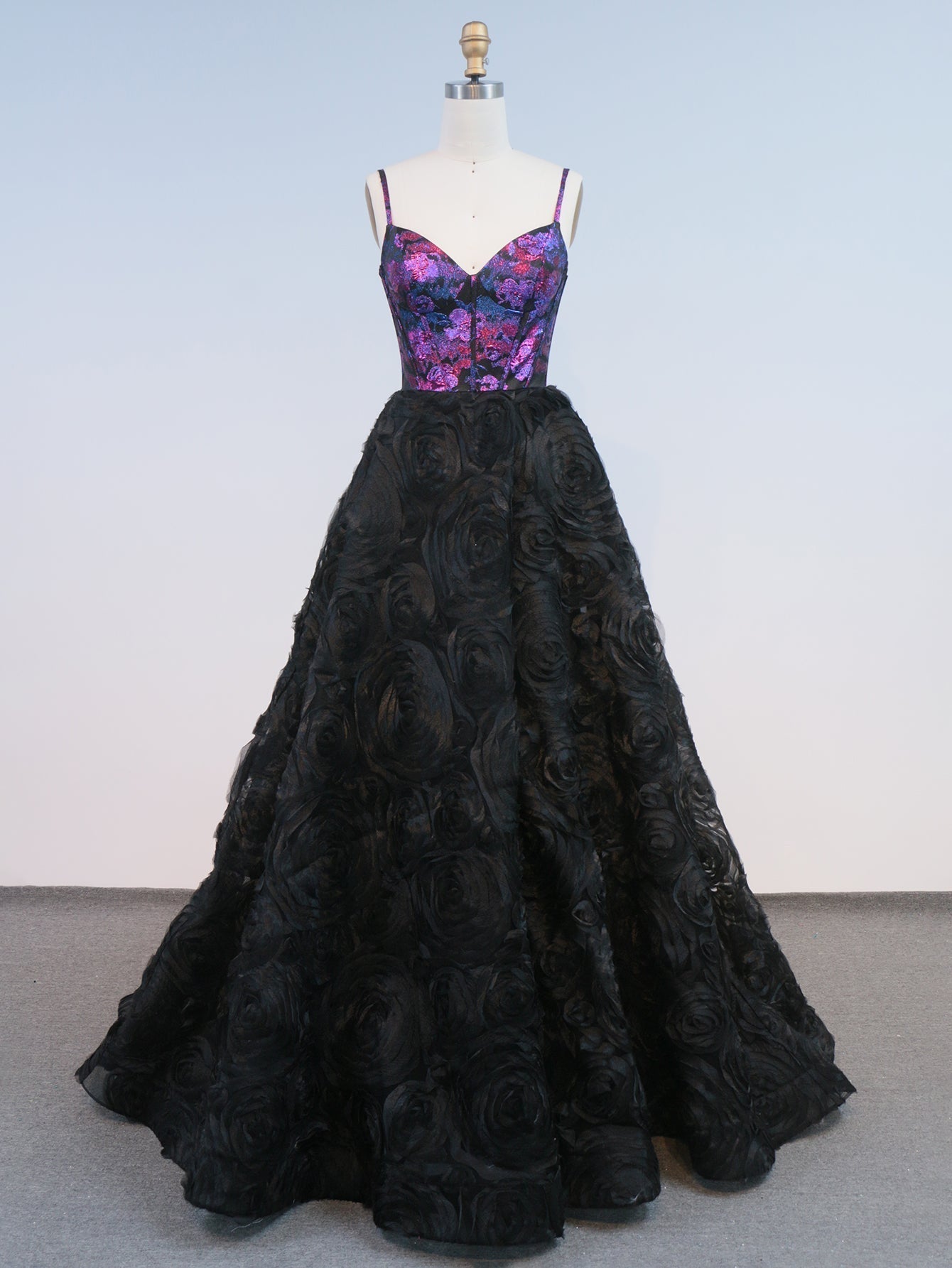 3D Flowers Spaghetti Shoulder Straps Floral Ball Gown Long Prom Dress - Black