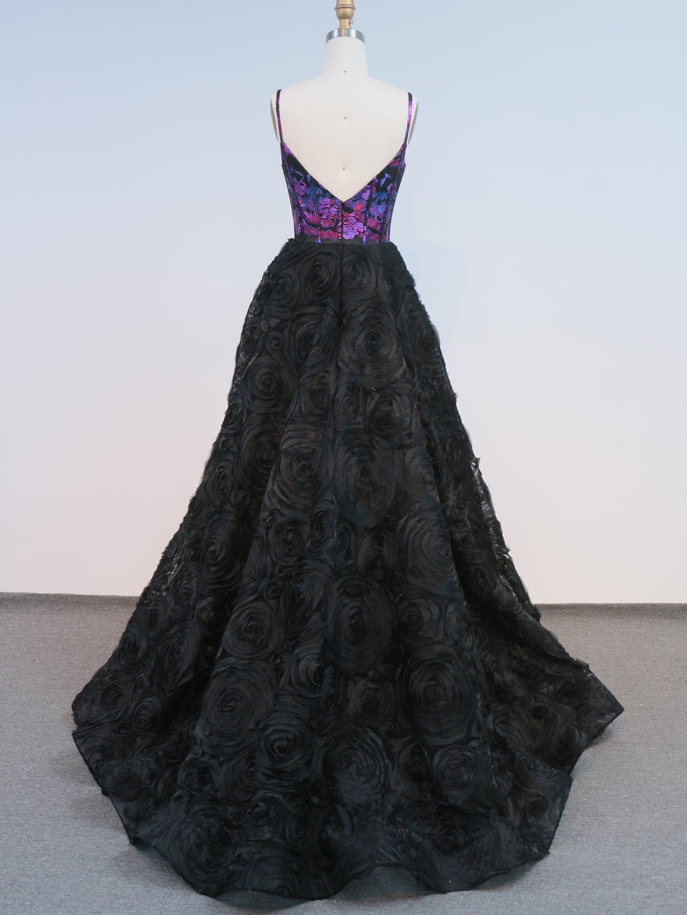 3D Flowers Spaghetti Shoulder Straps Floral Ball Gown Long Prom Dress - Black