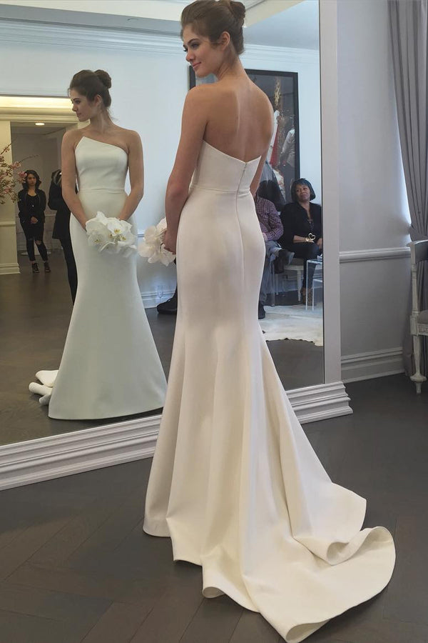 Elegant Ivory Sweep Train Strapless Sleeveless Mid Back Wedding Dresses