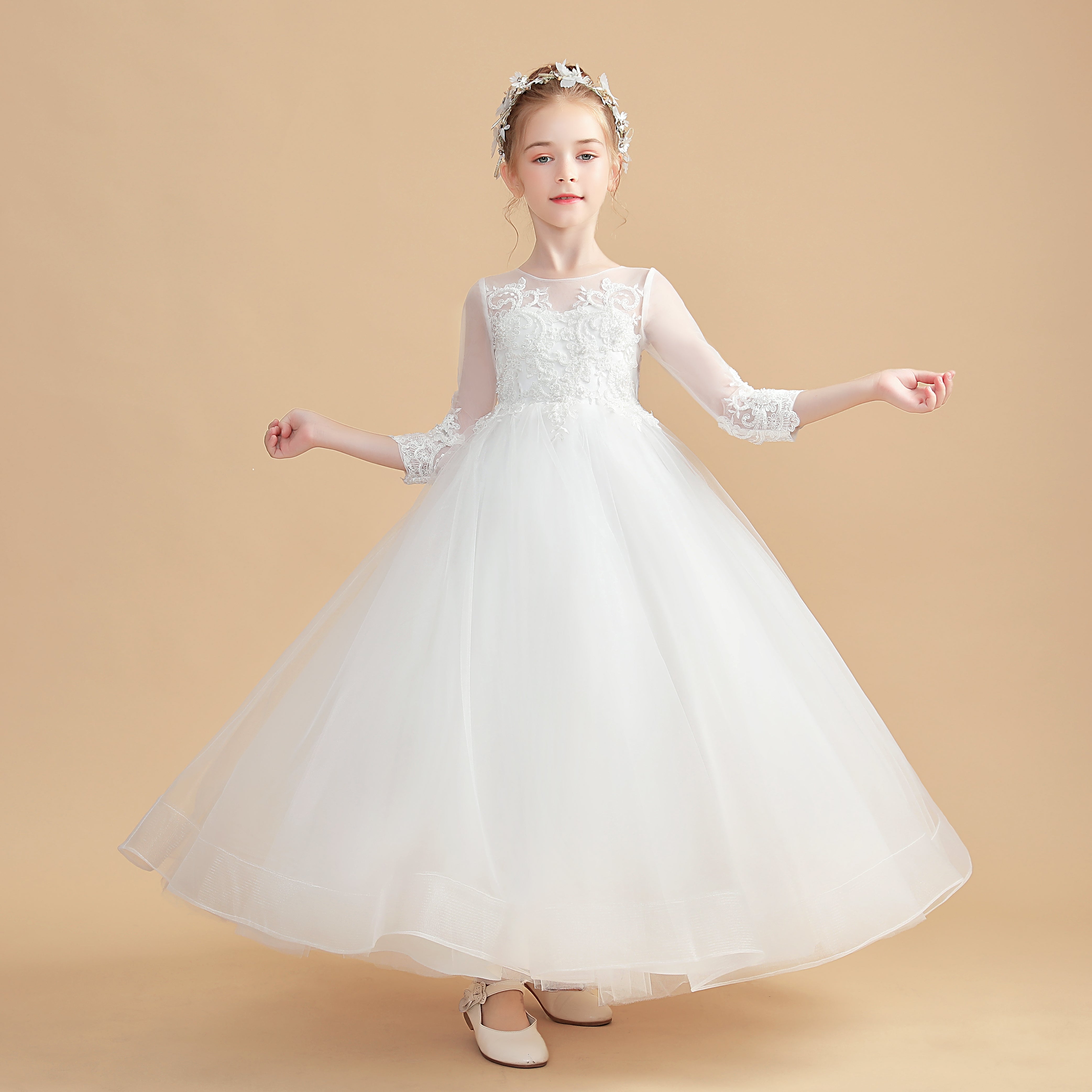 Elegant Long Sleeves Ivory Tulle Flower Girl Dresses With Lace