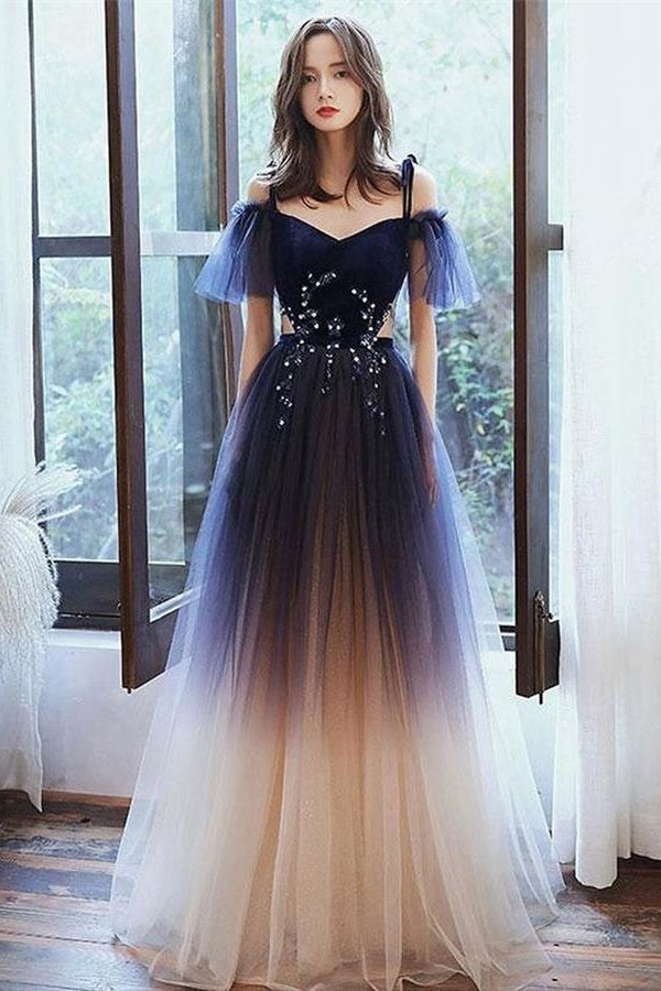 Pretty Girls In Prom Dresses