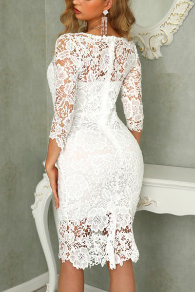 Chic Ivory Long Sleeves Knee Length Lace Homecoming Dresses