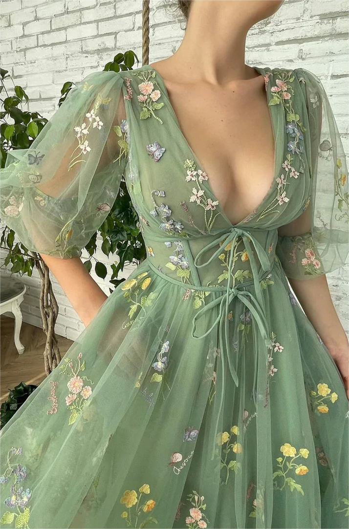 Flowy Green V Neck Floral Lace Tea Length Prom Dress