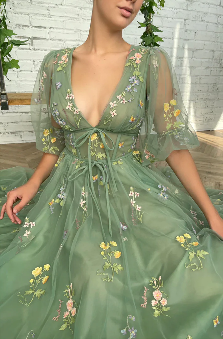 Flowy Green V-Neck Floral Lace Tea Length Prom Dress