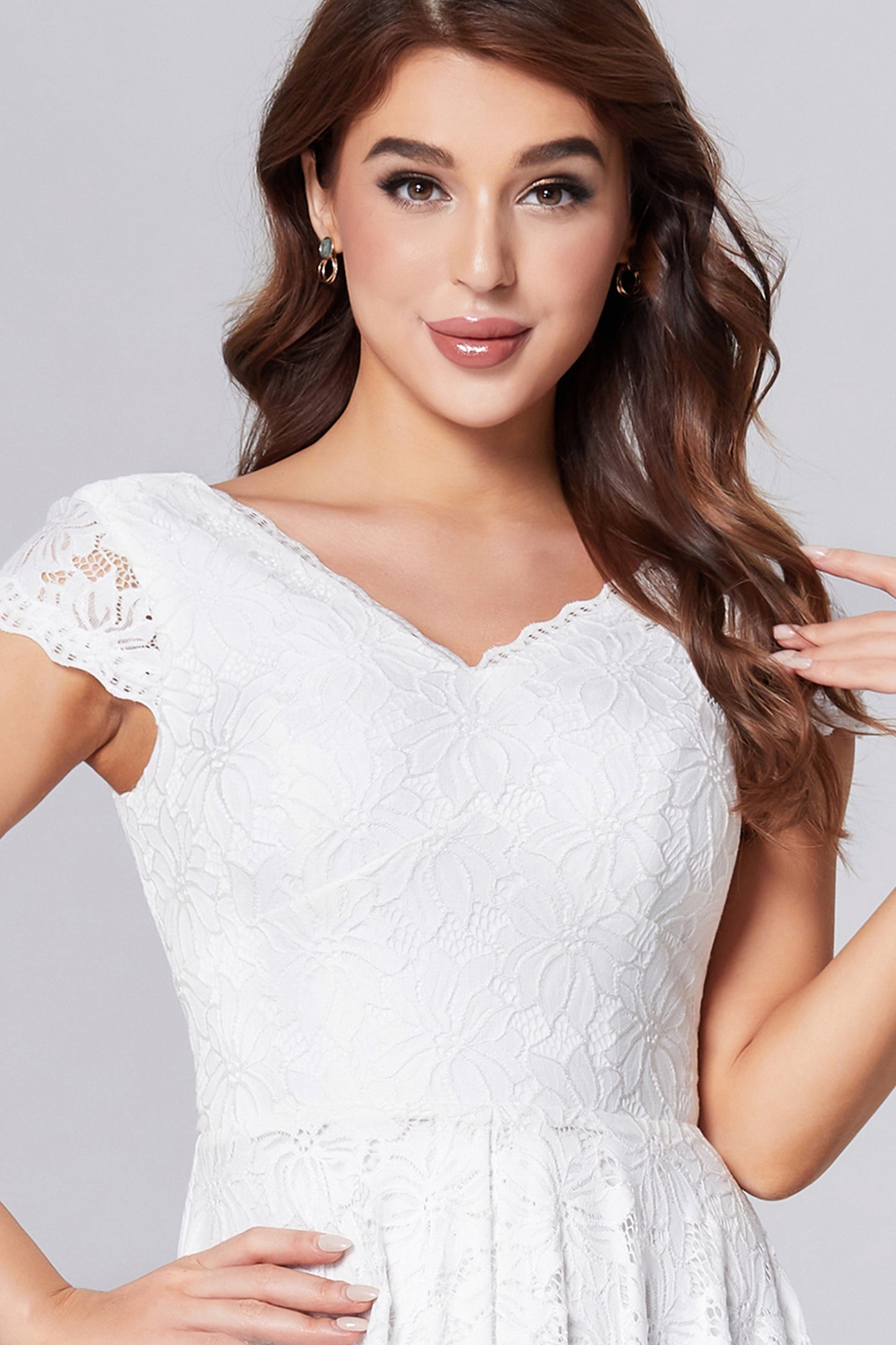 Cap Sleeve V-neck Lace Short Prom Dresses