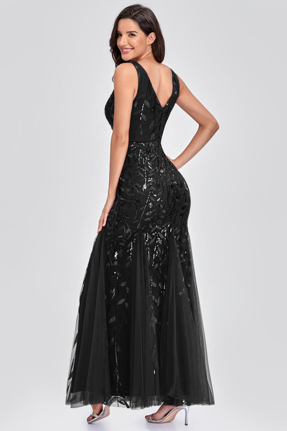 Sexy V-neck Appliques Prom Dresses with Beading