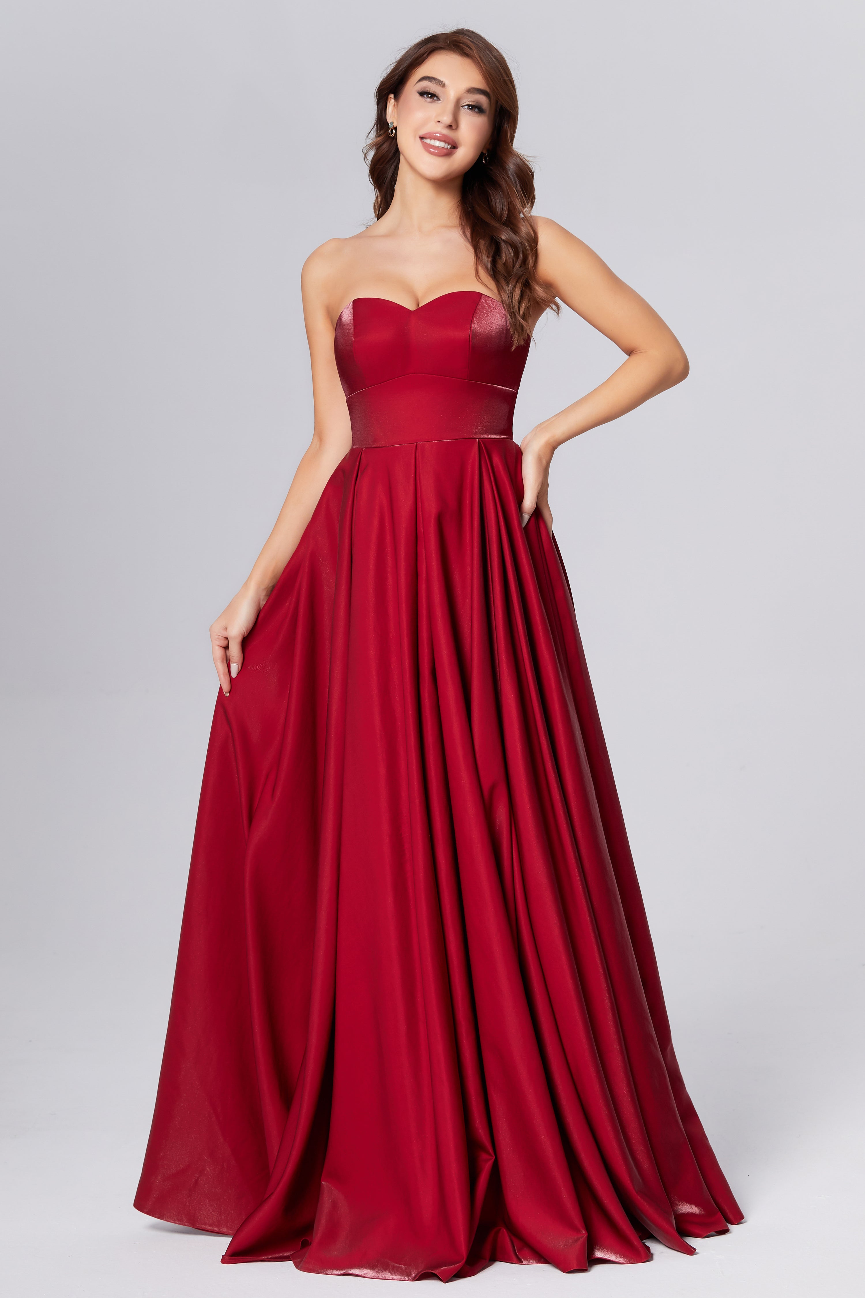 Sweetheart Satin Sleeveless Prom Dresses