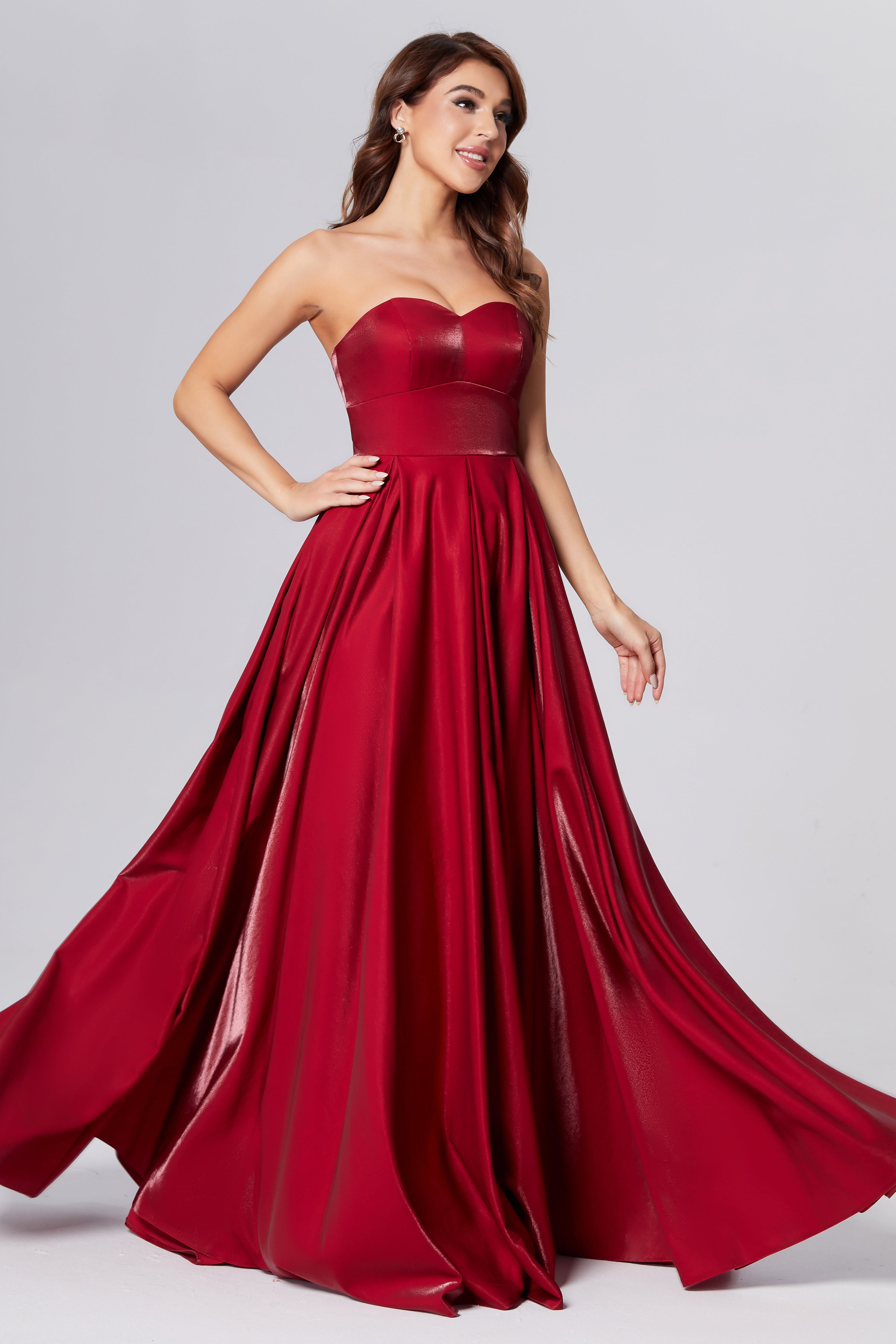 Sweetheart Satin Sleeveless Prom Dresses