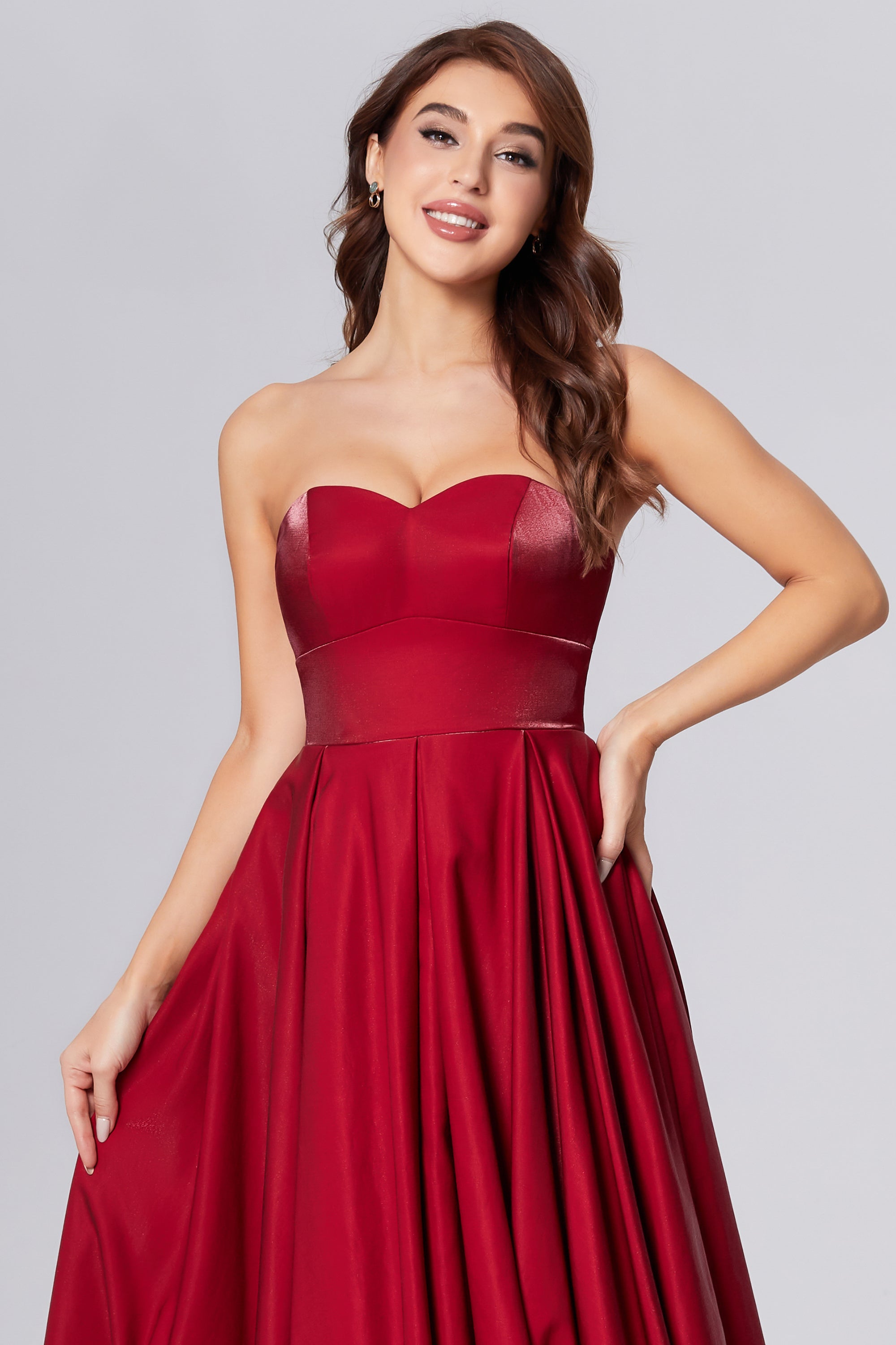 Sweetheart Satin Sleeveless Prom Dresses