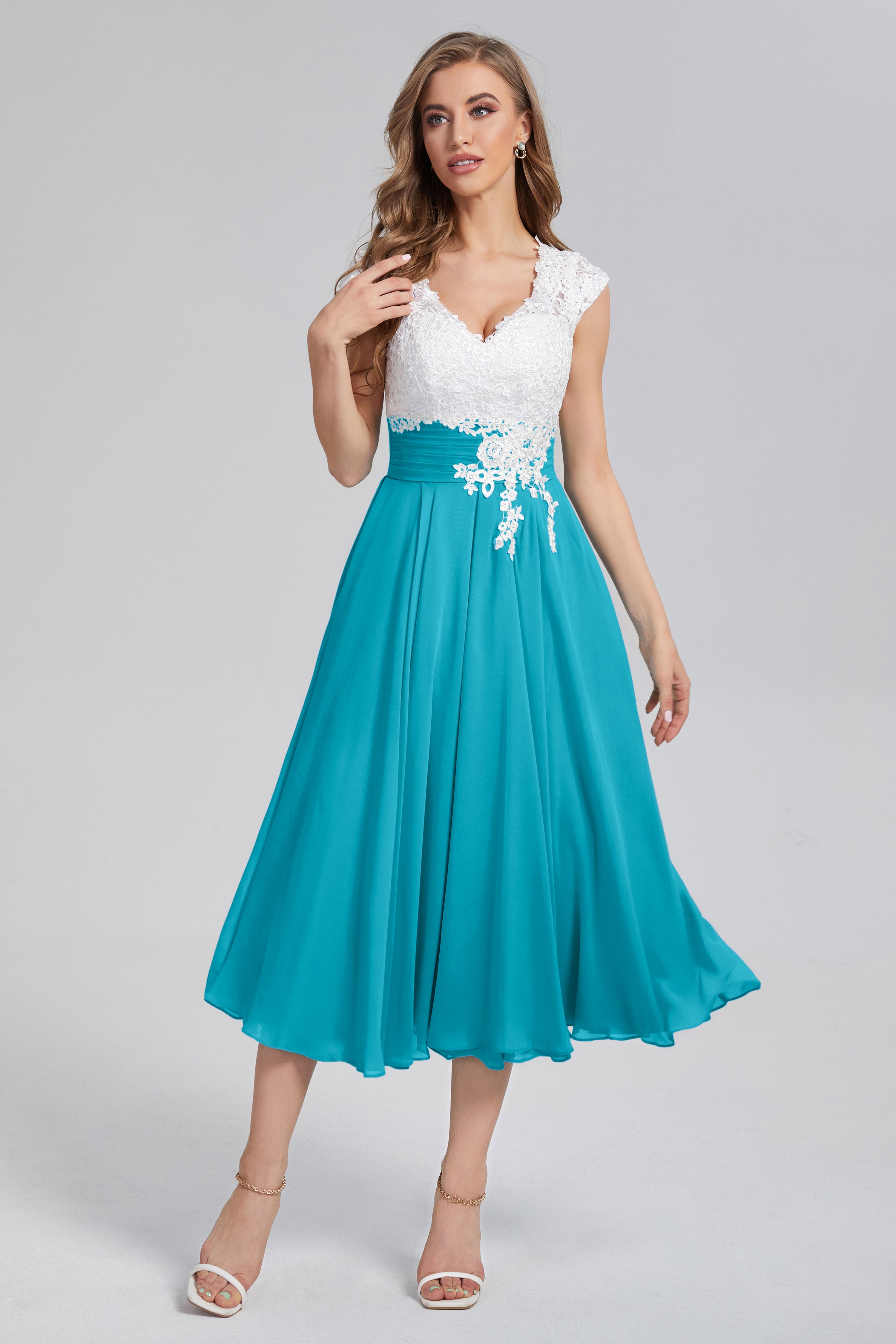 Tea Length V-neck Appliques Prom Dresses