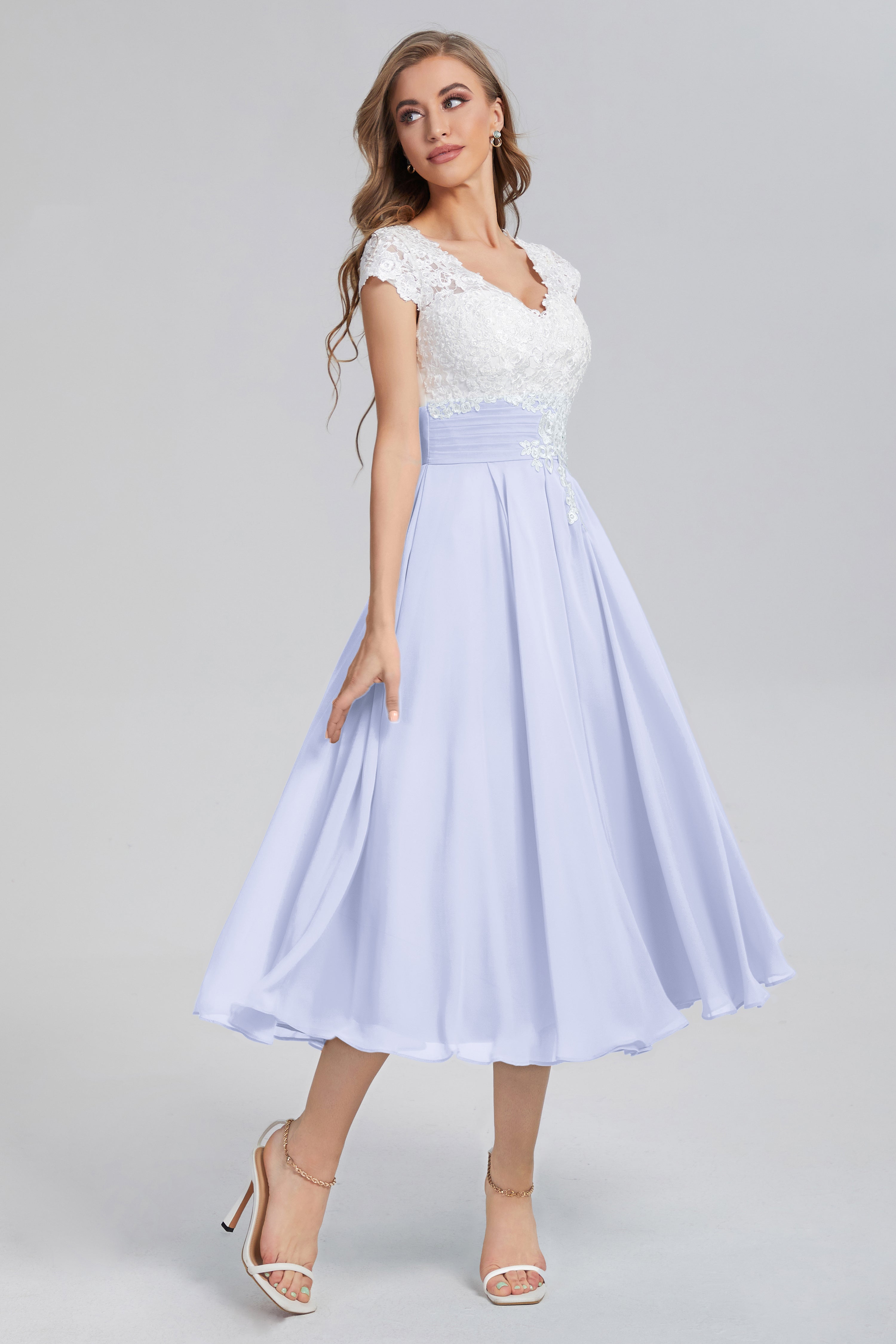 Tea Length V-neck Appliques Prom Dresses