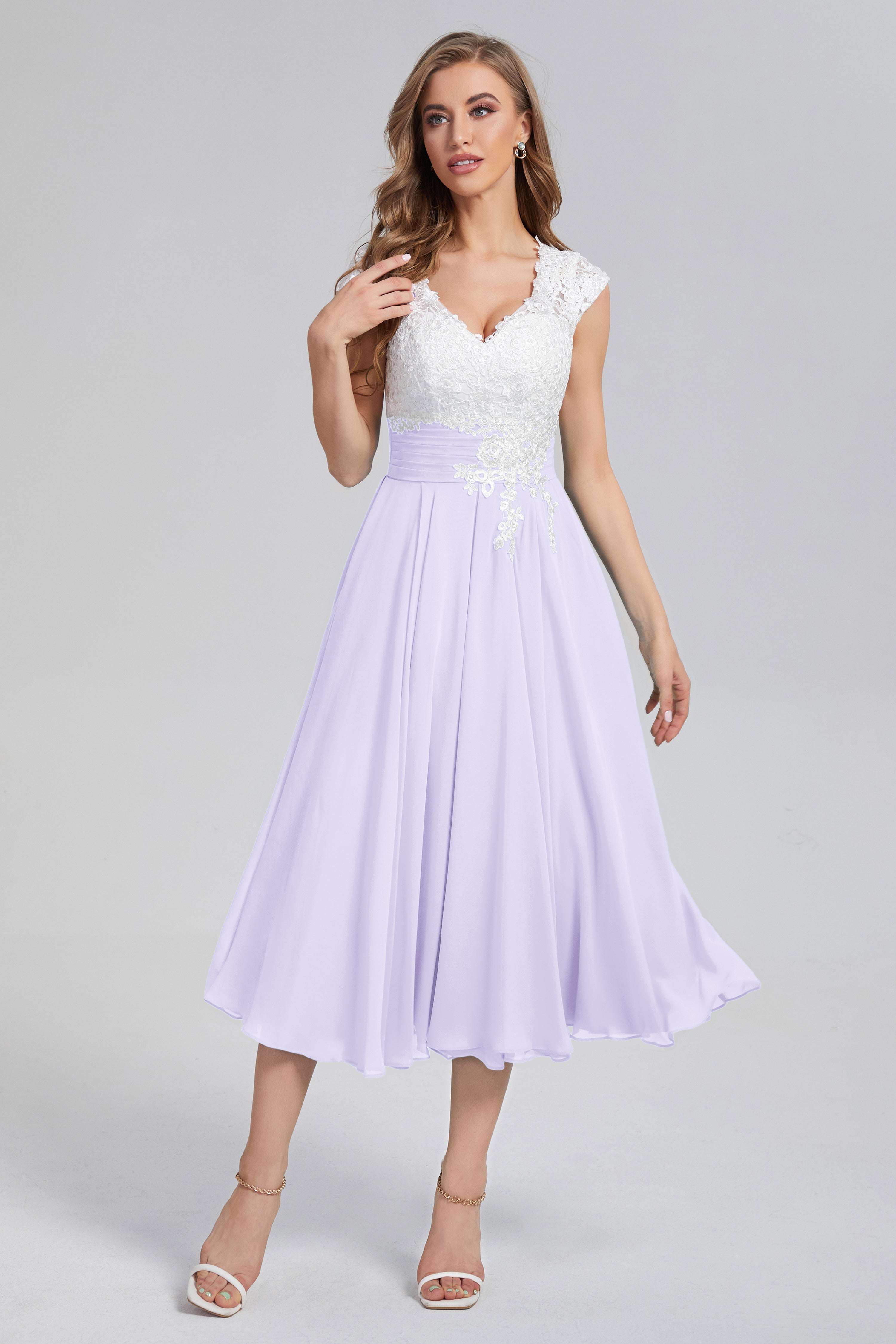 Tea Length V-neck Appliques Prom Dresses