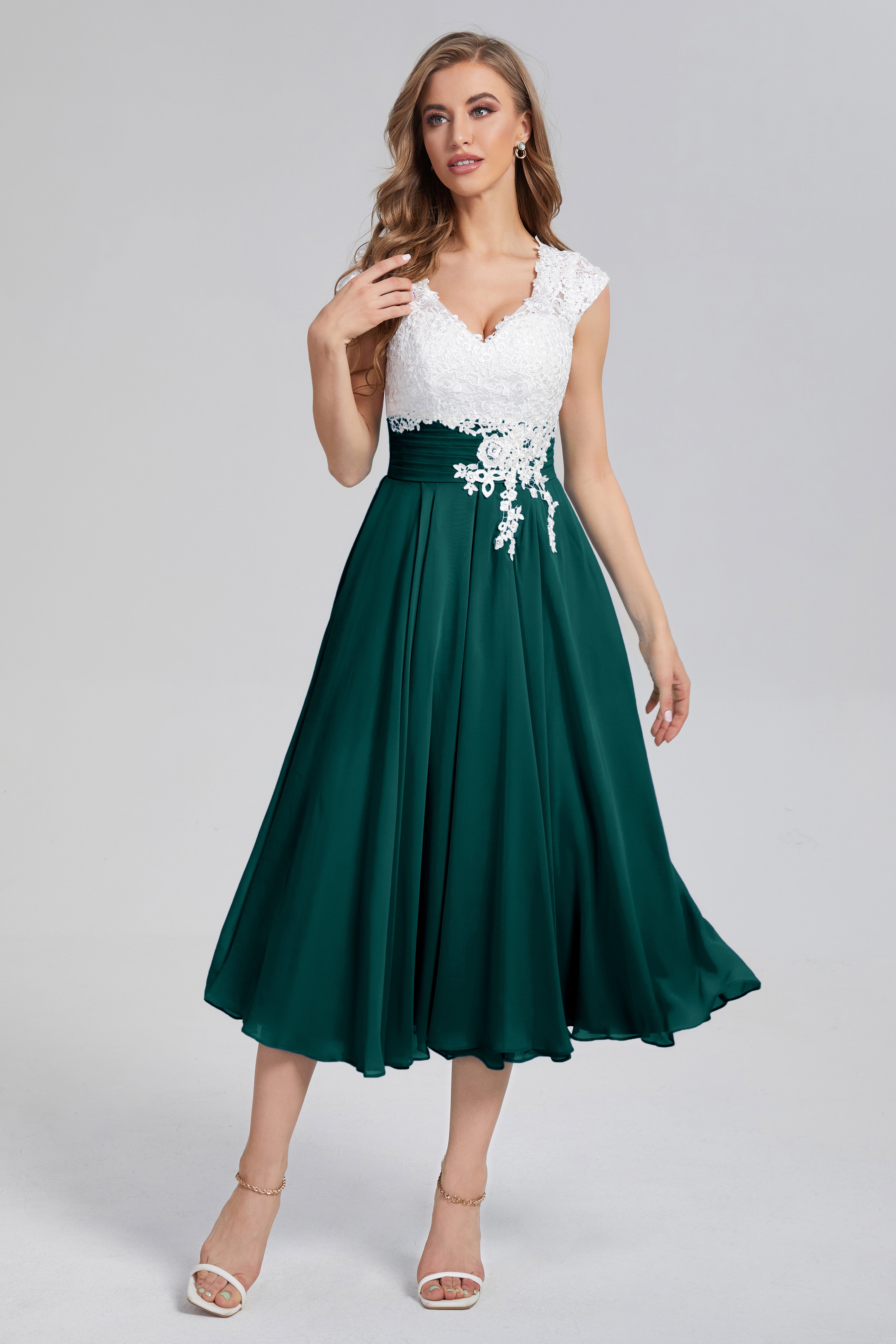 Tea Length V-neck Appliques Prom Dresses