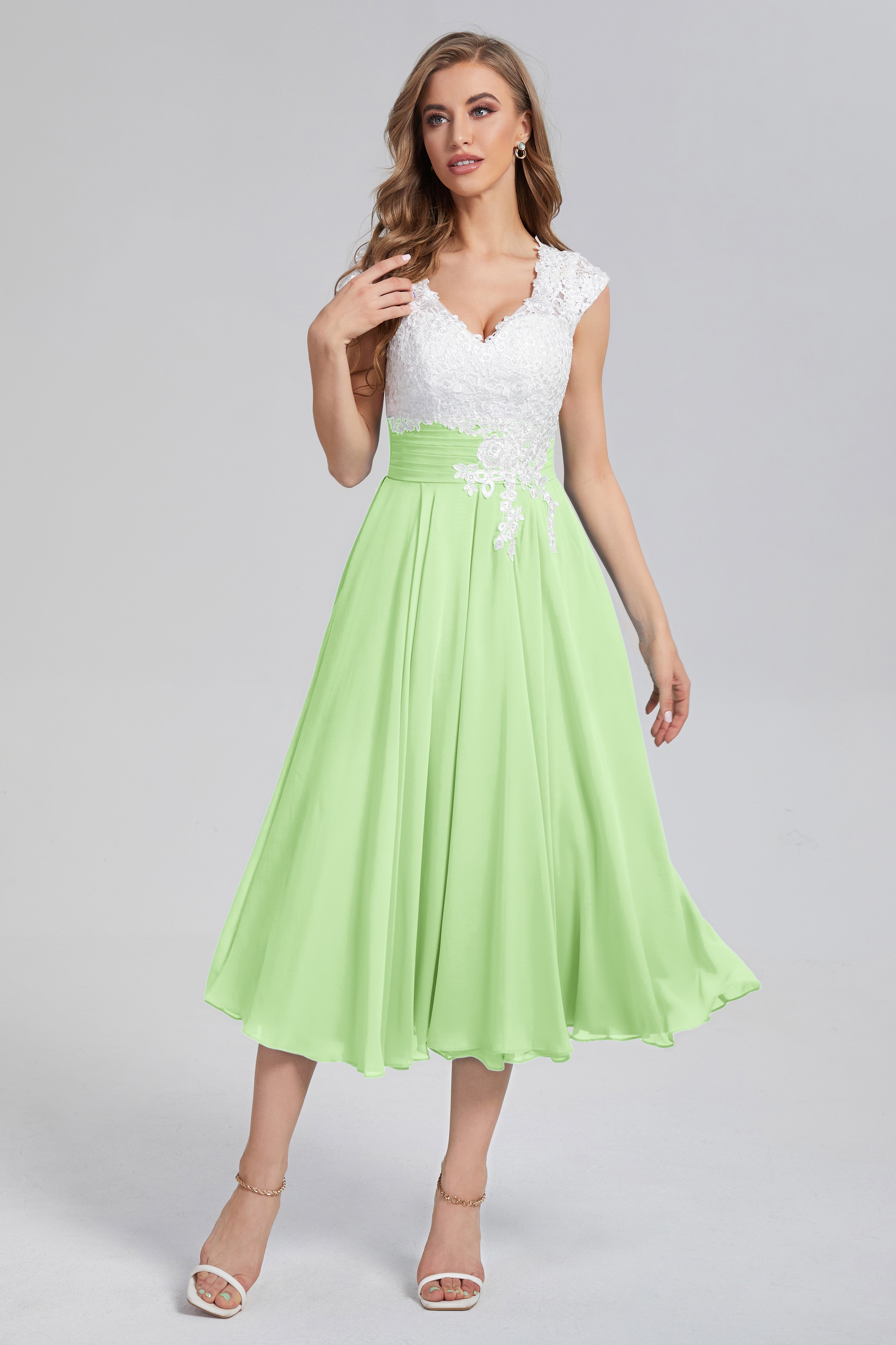 Tea Length V-neck Appliques Prom Dresses