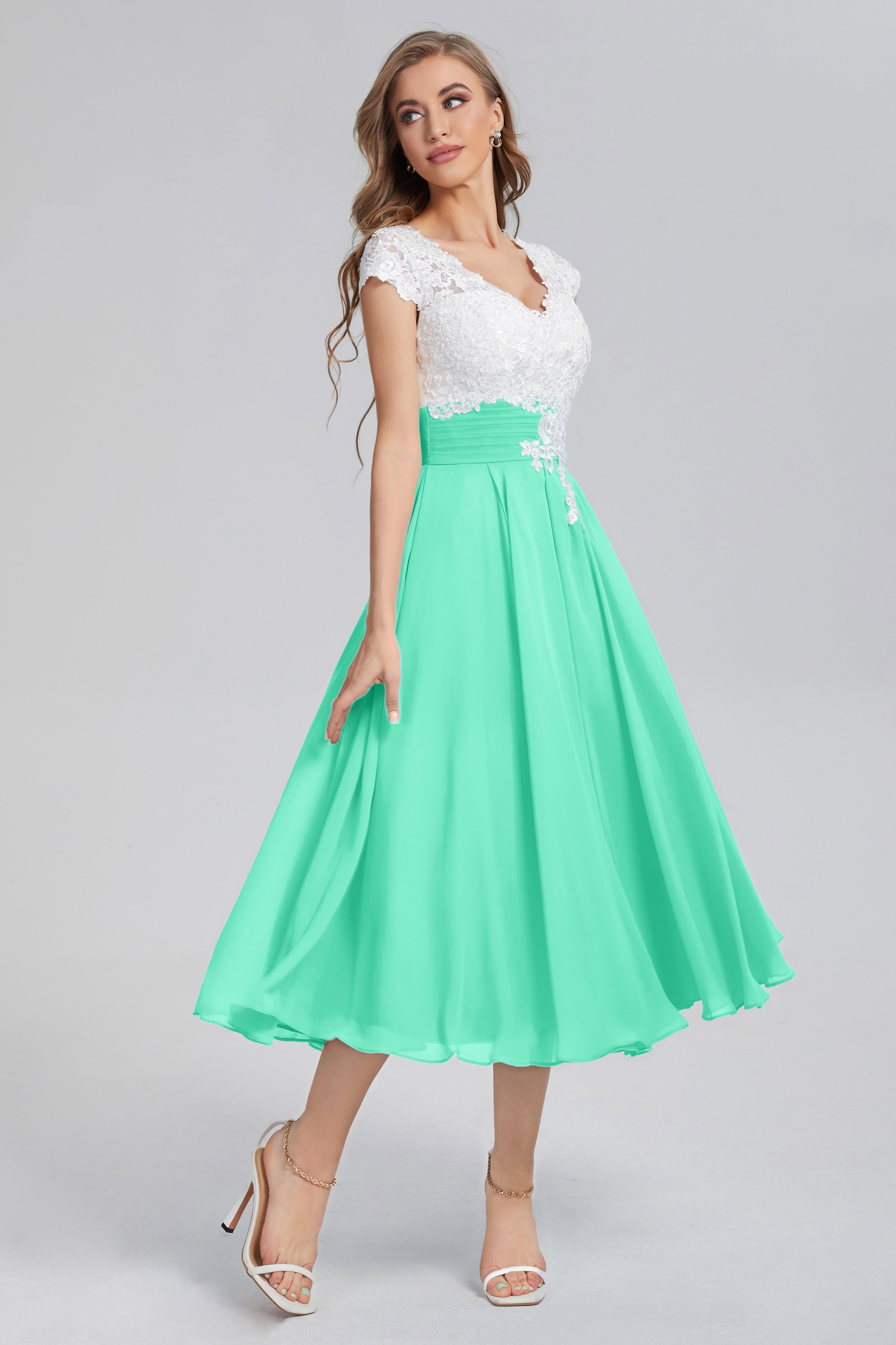 Tea Length V-neck Appliques Prom Dresses